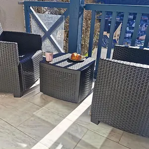  Appartement D'une Avec Balcon A