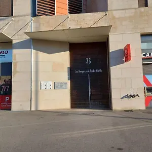 8 Personnes En Face Des Remparts Climatise Avec Terrasse Et Parking Appartement Avignon